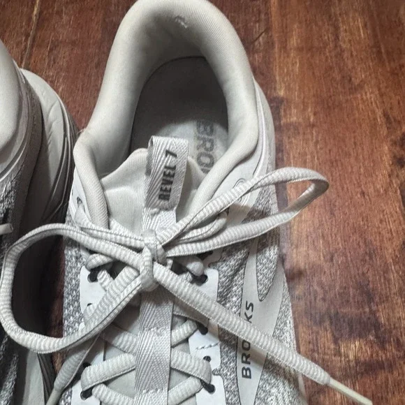 Brooks‎ Revel 7 Women's Road Running Shoes size 10 Medium Gray - Picture 14 of 15